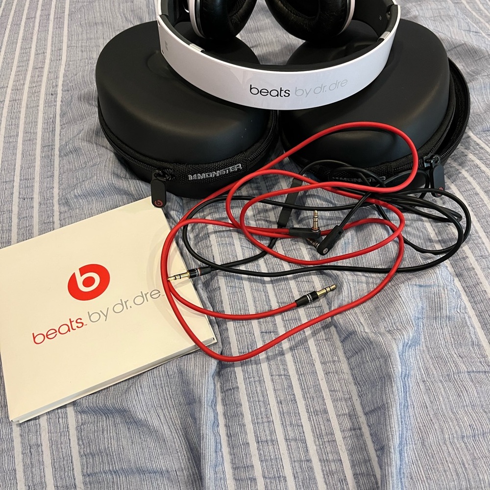 Beats by Dre Studio wired
